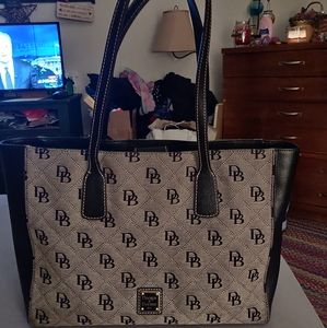 Dooney and Bourke large tote